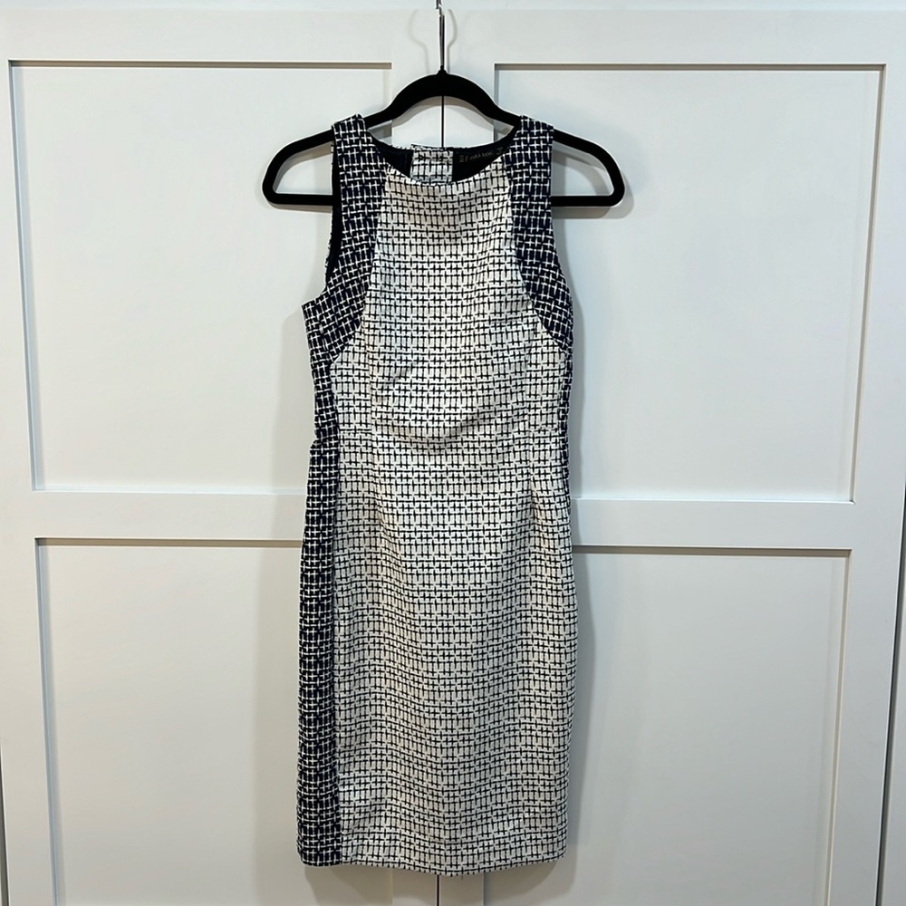 Zara- fitted midi dress, great condition